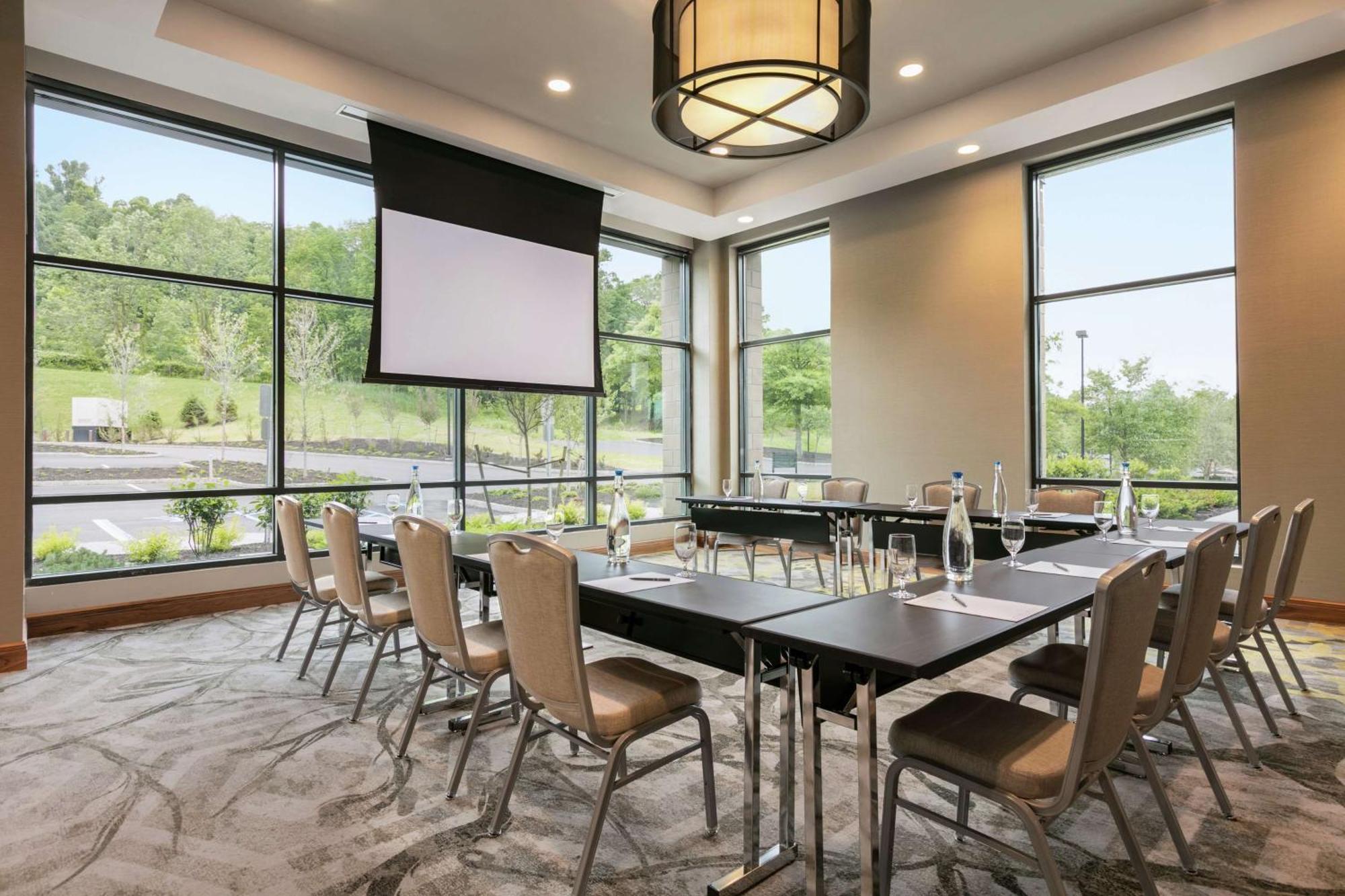 Embassy Suites By Hilton Berkeley Heights Extérieur photo
